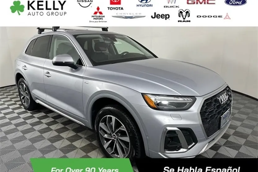 2022 Audi Q5 45 S line Prestige Premium photo 1