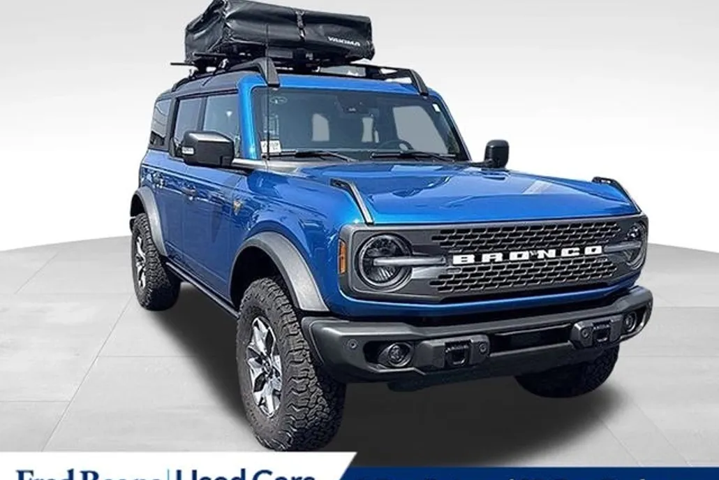 2023 Ford Bronco Badlands photo 1