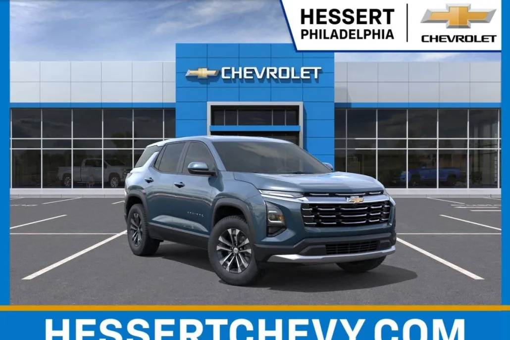 2026 Chevrolet Equinox LT photo 1