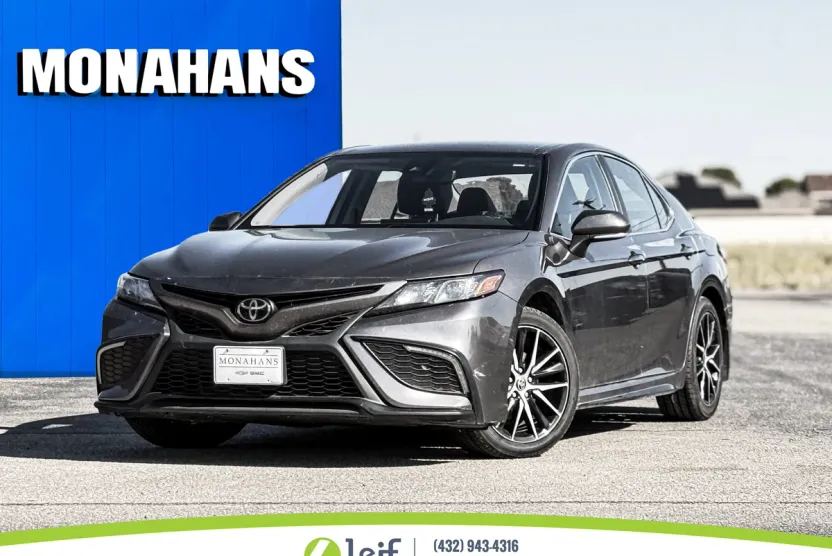 2023 Toyota Camry SE Nightshade Edition photo 1