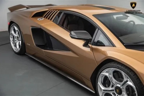 2022 Lamborghini Countach photo 3