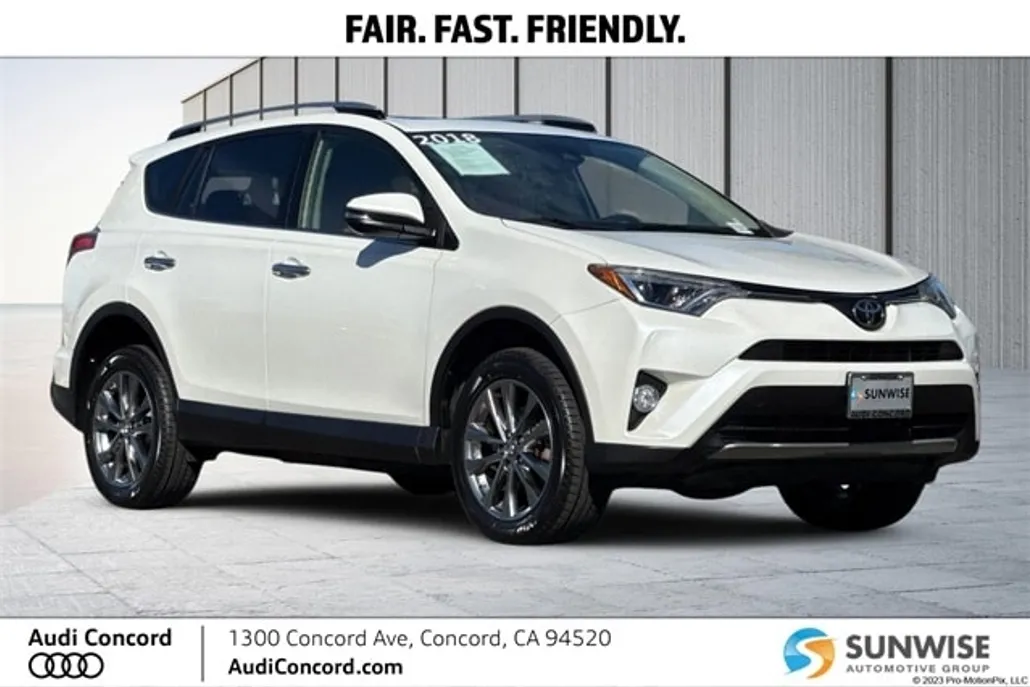 2018 Toyota RAV4 Limited photo 1