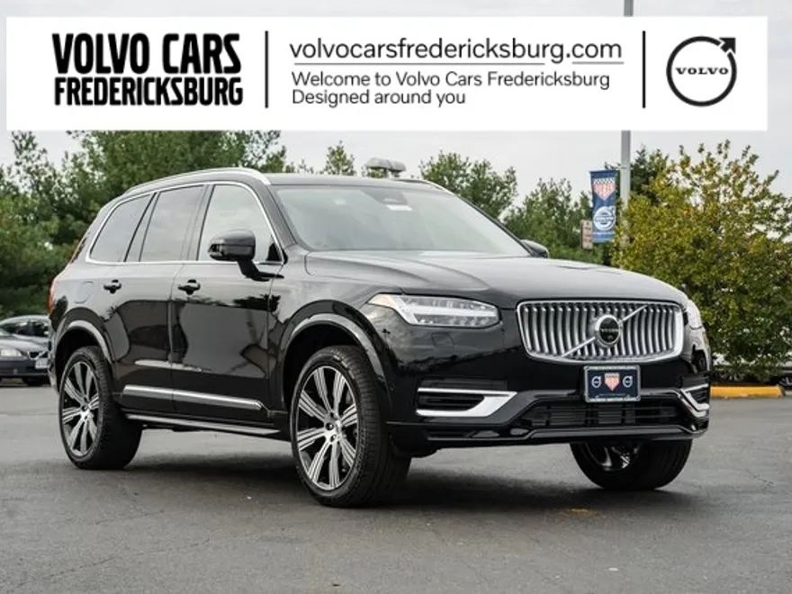 2025 Volvo XC90 T8 Plus photo 1