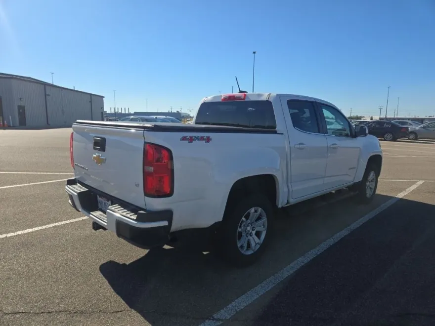 2019 Chevrolet Colorado LT photo 1