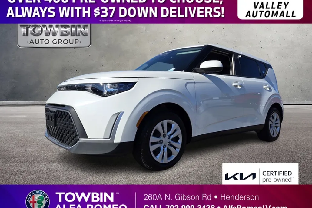 2023 Kia Soul LX photo 1