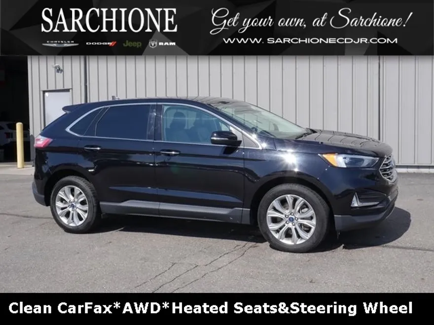 2022 Ford Edge Titanium photo 1