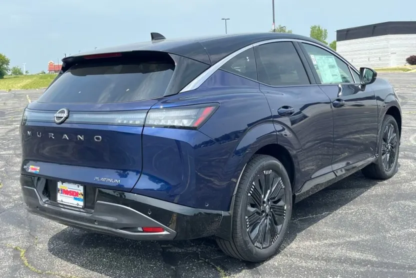 2025 Nissan Murano Platinum photo 1