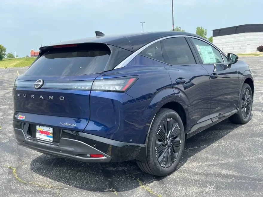 2025 Nissan Murano Platinum photo 1