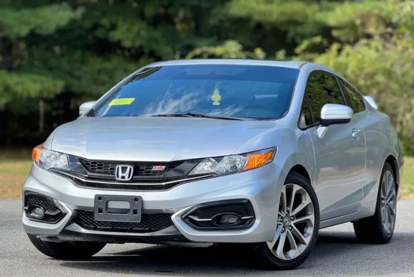 2015 Honda Civic Si photo 1