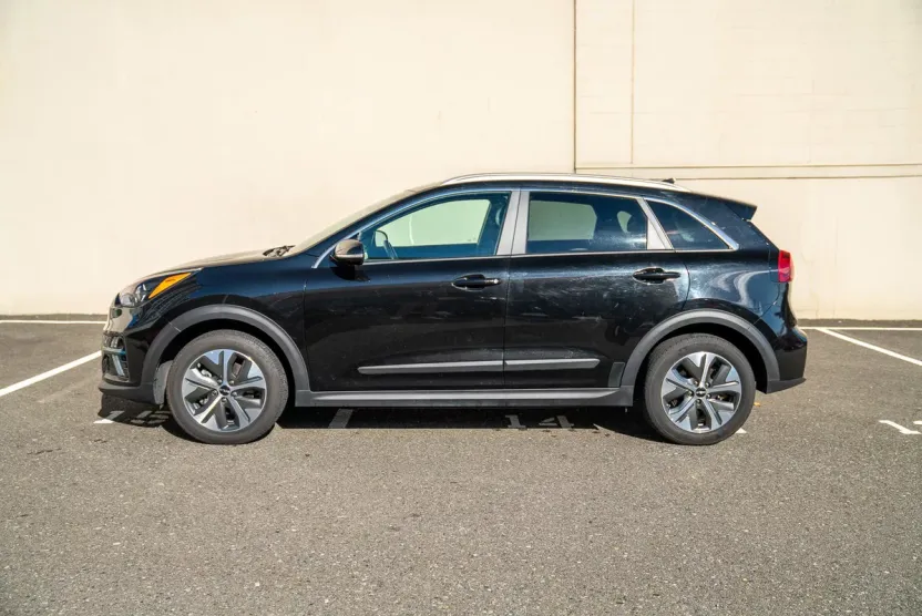 2022 Kia Niro EV EX photo 1