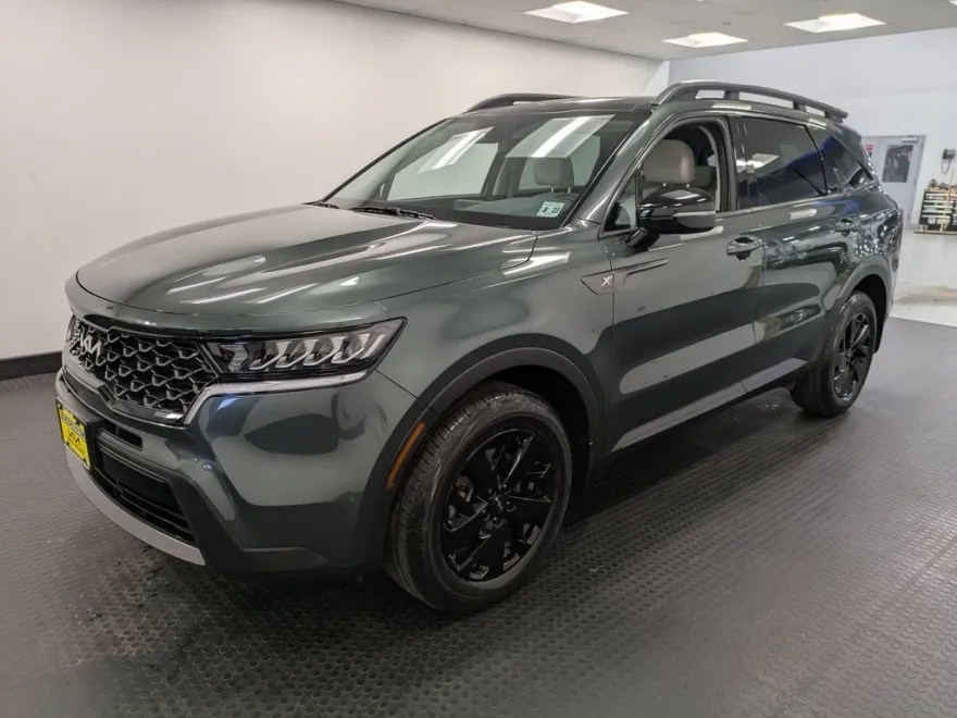 2022 Kia Sorento S photo 1