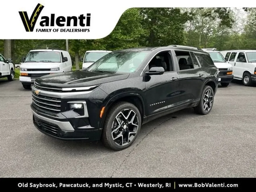 2024 Chevrolet Traverse Premier photo 1