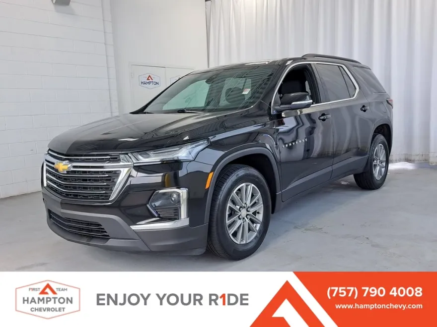 2023 Chevrolet Traverse Cloth photo 1