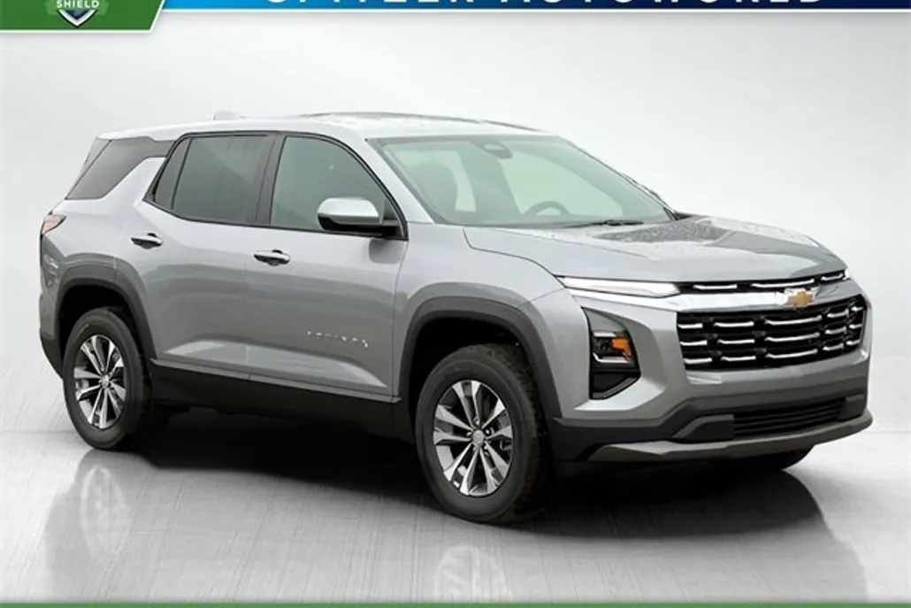 2026 Chevrolet Equinox LT photo 1