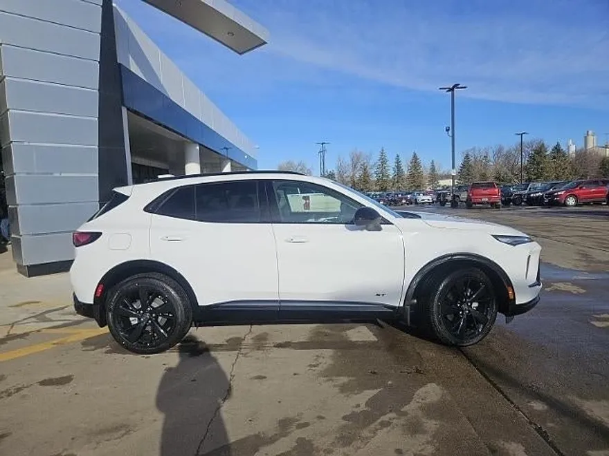 2025 Buick Envision Sport Touring photo 1