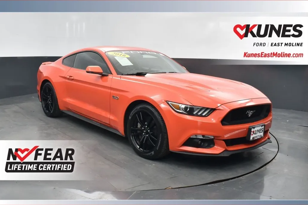 2016 Ford Mustang GT Premium photo 1