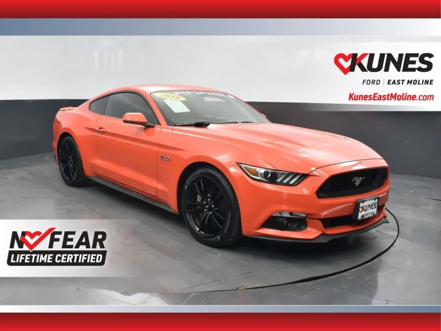 2016 Ford Mustang GT Premium photo 1