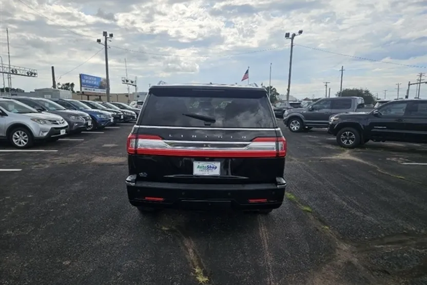 2018 Lincoln Navigator Reserve photo 1