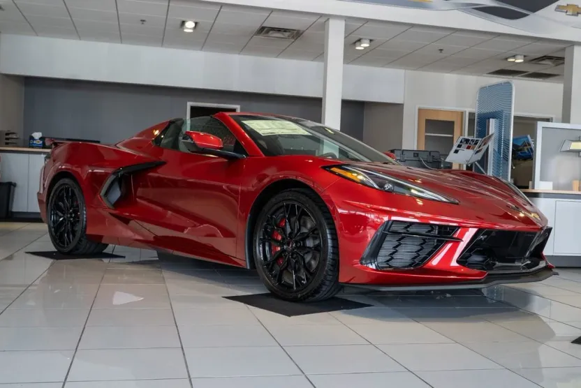 2025 Chevrolet Corvette Stingray 3LT photo 1
