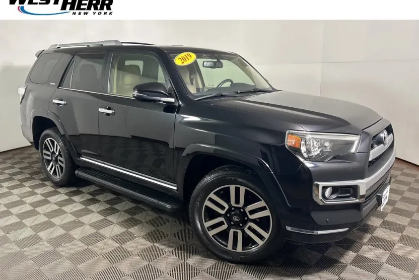 2019 Toyota 4Runner Limited photo 1