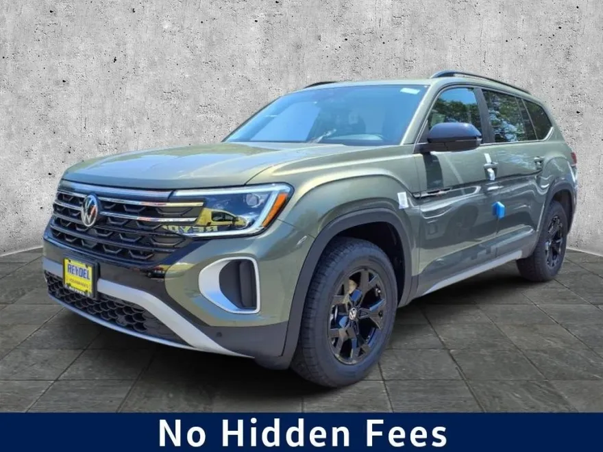 2025 Volkswagen Atlas Peak Edition SE photo 1