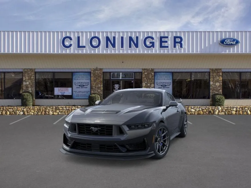 2025 Ford Mustang Dark Horse photo 1