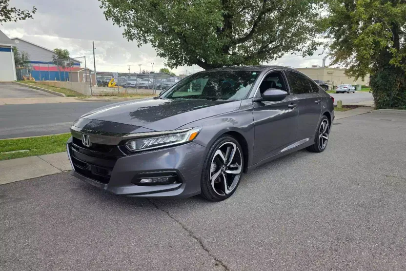 2018 Honda Accord Sport 1.5T photo 1