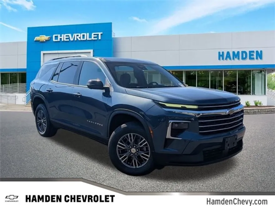 2026 Chevrolet Traverse photo 1