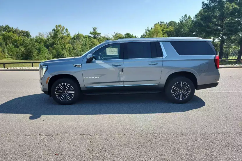 2026 Gmc Yukon XL photo 1