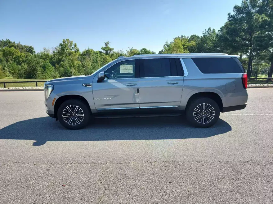 2026 Gmc Yukon XL photo 1