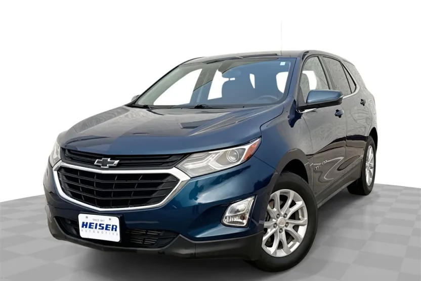 2019 Chevrolet Equinox LT photo 1