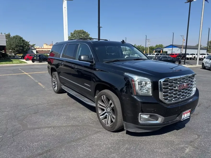 2020 Gmc Yukon XL Denali photo 1