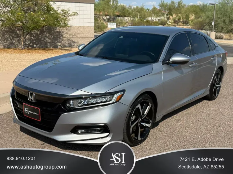 2019 Honda Accord Sport photo 1