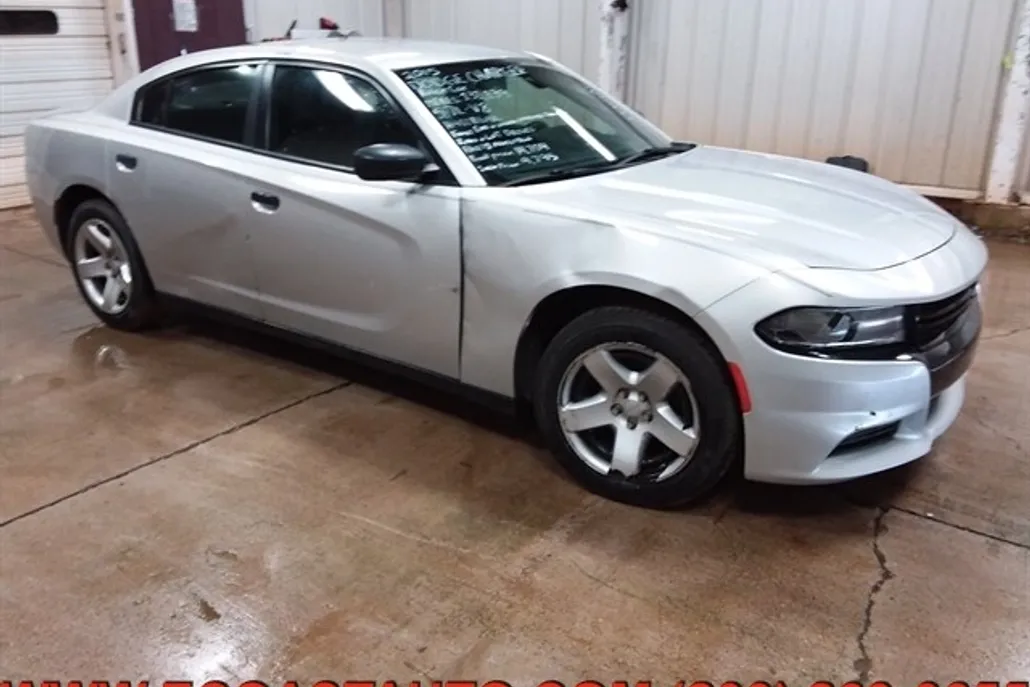2015 Dodge Charger photo 1