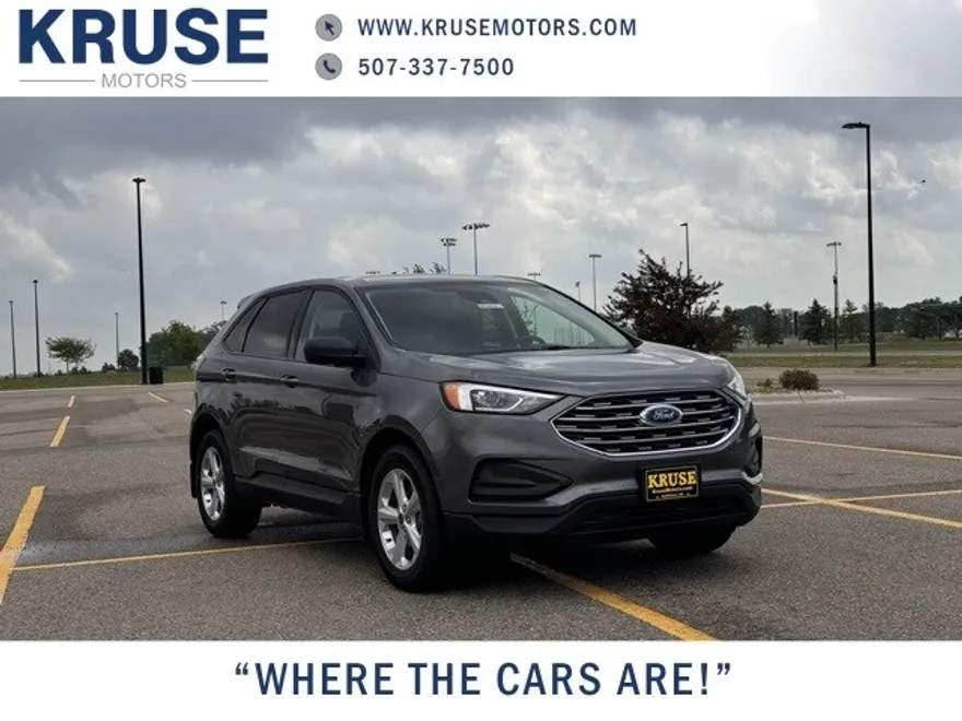 2022 Ford Edge SE photo 1