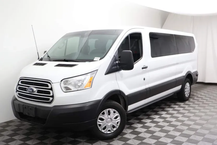 2019 Ford Transit XLT photo 1
