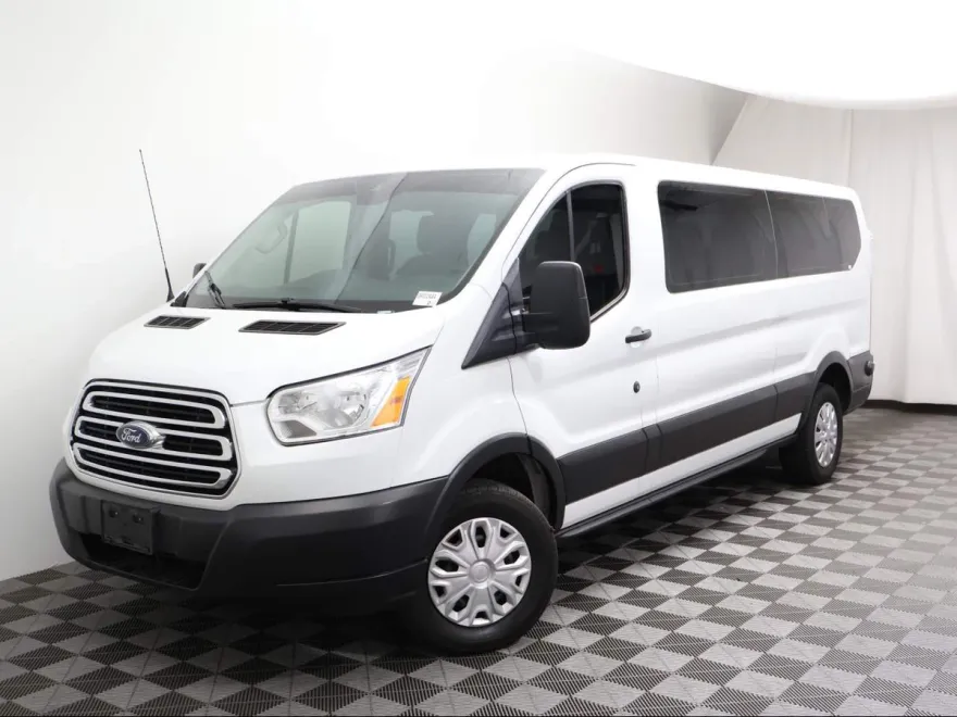 2019 Ford Transit XLT photo 1