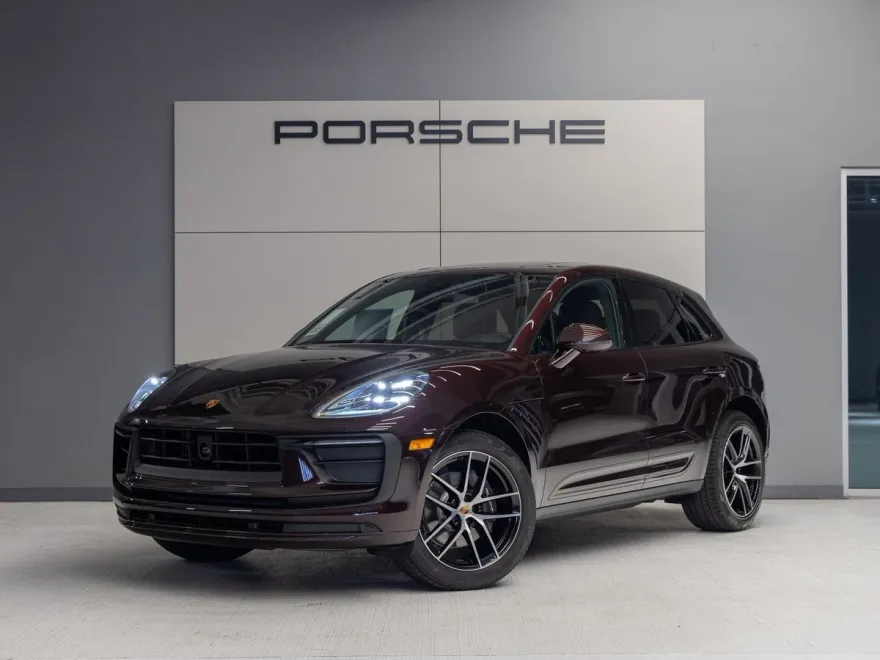 2025 Porsche Macan Base photo 1