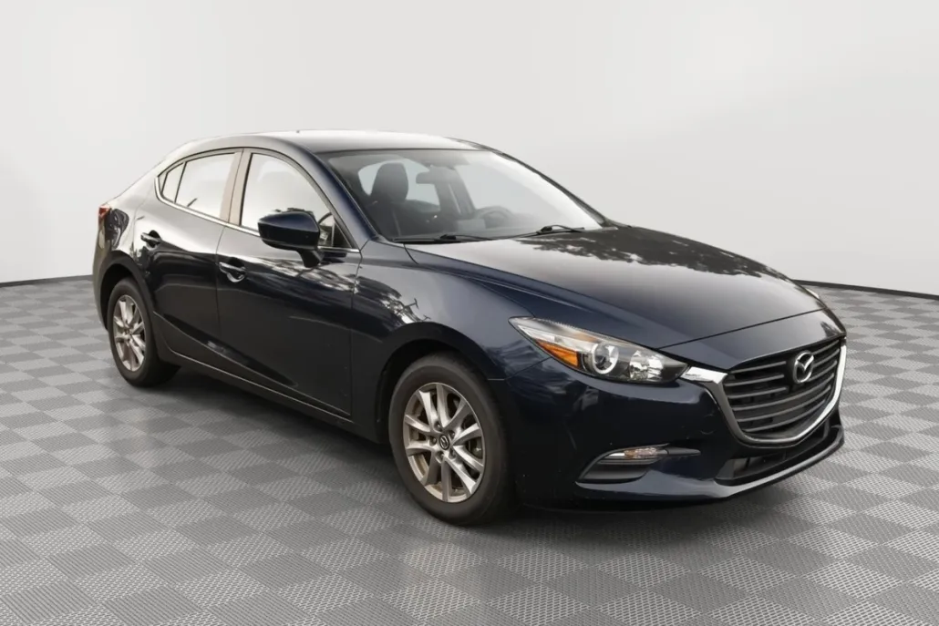 2017 Mazda Mazda3 Sport photo 1