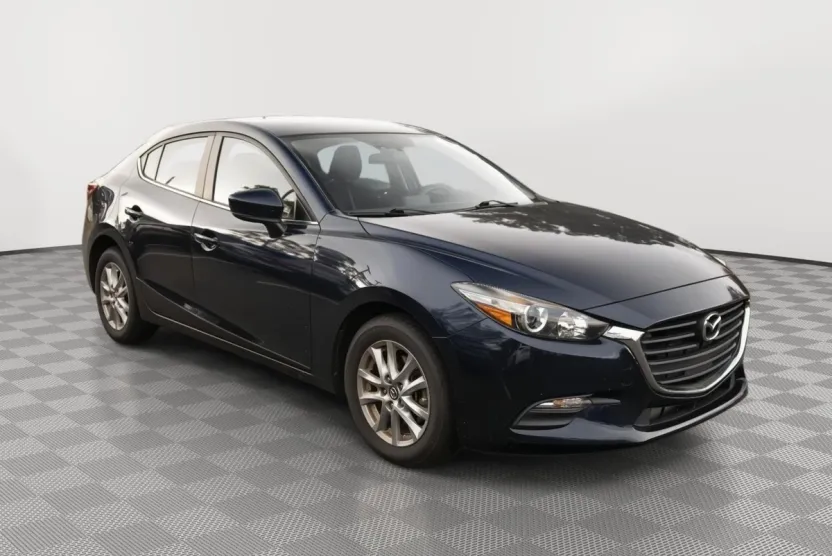 2017 Mazda Mazda3 Sport photo 1