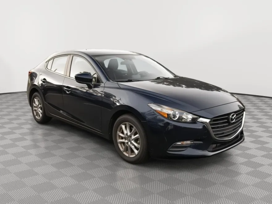 2017 Mazda Mazda3 Sport photo 1