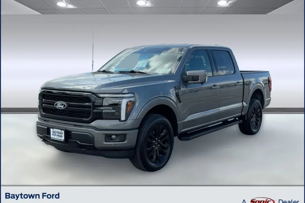 2025 Ford F-150 Lariat photo 1