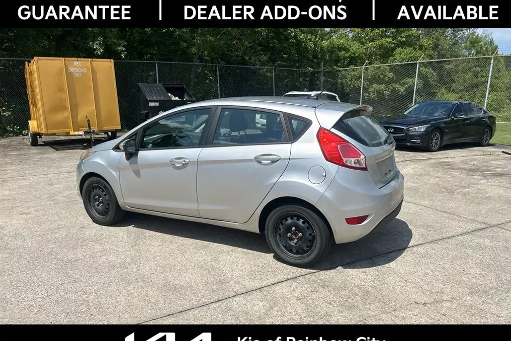 2016 Ford Fiesta S photo 1