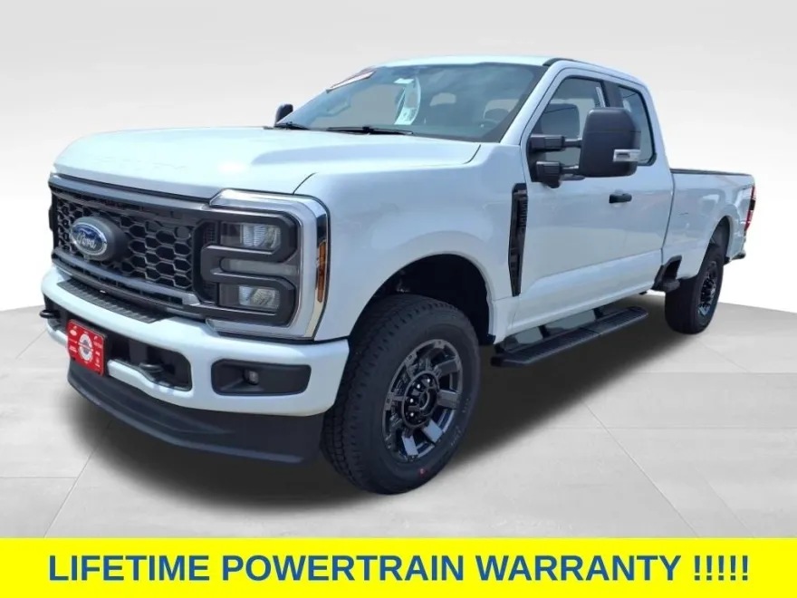 2025 Ford F-350 photo 1