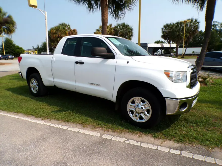 2012 Toyota Tundra Double Cab photo 1