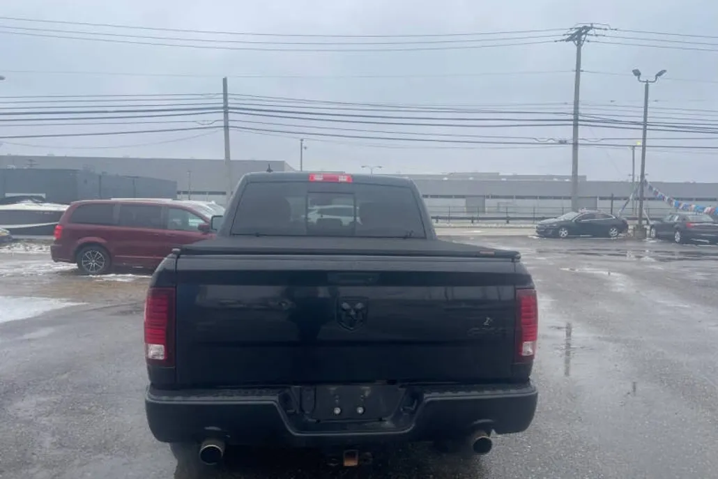 2017 Ram 1500 Sport photo 1