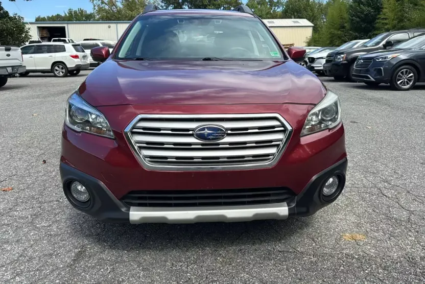 2017 Subaru Outback 2.5i Limited photo 1