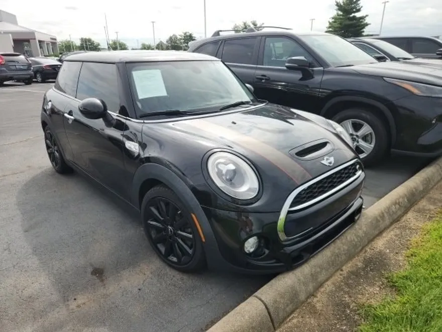 2016 Mini Cooper 2 Door Hardtop S photo 1