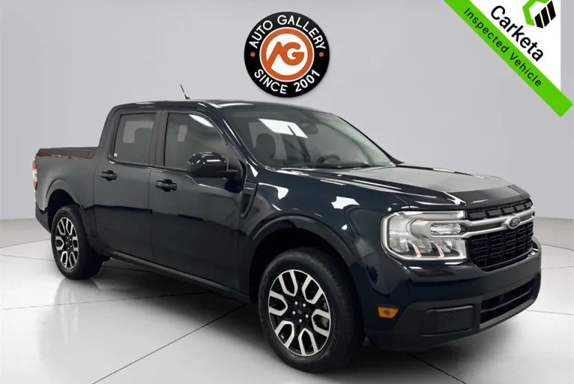 2022 Ford Maverick Lariat photo 1