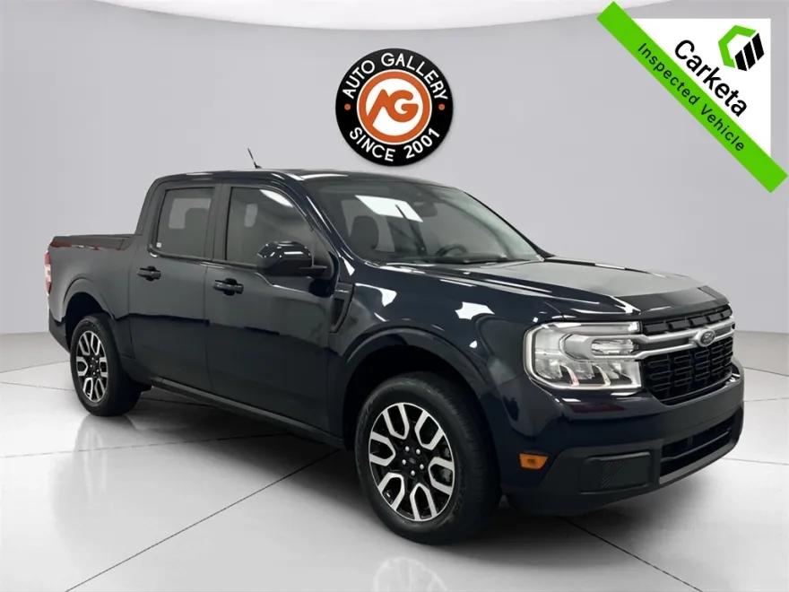 2022 Ford Maverick Lariat photo 1